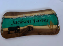 Load image into Gallery viewer, Custom Charcuterie Boards and Trays