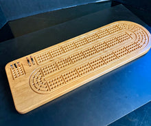 Load image into Gallery viewer, Low Vision &amp; Tremor Friendly Crib Board
