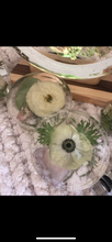 Load image into Gallery viewer, Wedding Flowers
