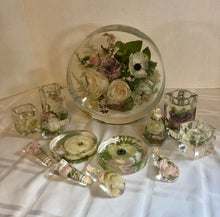 Load image into Gallery viewer, Wedding Flowers
