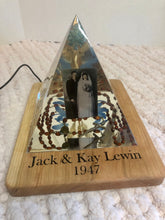 Load image into Gallery viewer, Custom prism memorial piece
