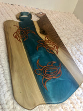 Load image into Gallery viewer, Turtle Charcuterie Board
