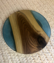 Load image into Gallery viewer, Walnut and Resin Lazy Susan
